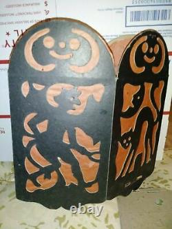 1 Vintage Halloween Diecut & Crepe Paper Lantern Made In USA 1920s Rare Find