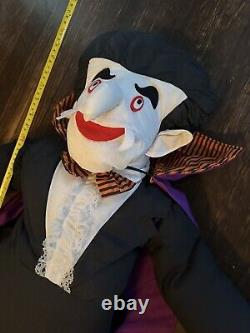4ft Creepy Dracula Vampire Doll. Vintage. Rare halloween decoration