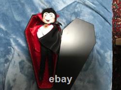 Annalee 11 Dracula Vampire Doll in WOOD Coffin Halloween 2004 Vintage VGC RARE