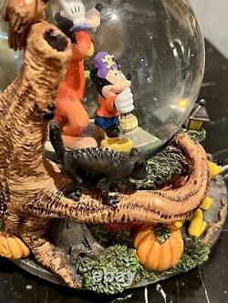 Disney Halloween? Rare Vintage Snowglobe Mickey +4 Never Displayed/NIB & Works