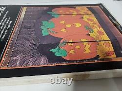 NEW IN BOX RARE Vintage Halloween Pumpkins Wood Fall Fireplace Cover Screen