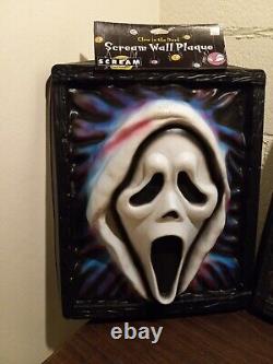 RARE VINTAGE SCREAM GHOSTFACE 3D WALL PLAQUES HALLOWEEN DECOR 14.5 x 18