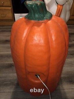 RARE Vintage 25 Halloween Pumpkin With Face Blow Mold With Light Cord