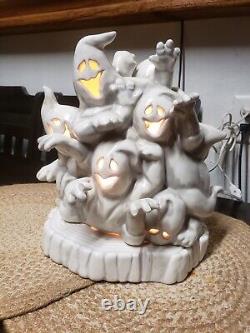 RARE Vintage Ceramic Ghost Huddle Party Halloween Light Up Pile Of Ghosts & Base