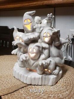 RARE Vintage Ceramic Ghost Huddle Party Halloween Light Up Pile Of Ghosts & Base