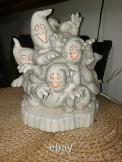 RARE Vintage Ceramic Ghost Huddle Party Halloween Light Up Pile Of Ghosts & Base