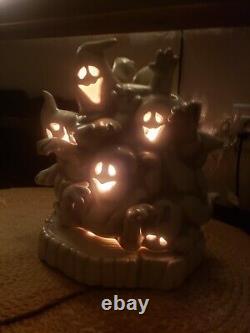 RARE Vintage Ceramic Ghost Huddle Party Halloween Light Up Pile Of Ghosts & Base