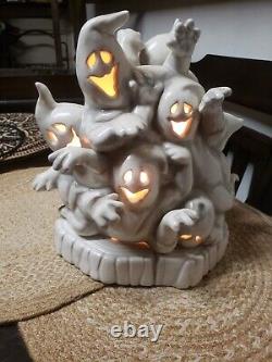 RARE Vintage Ceramic Ghost Huddle Party Halloween Light Up Pile Of Ghosts & Base