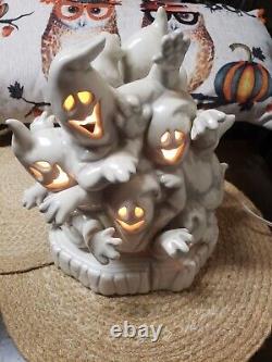 RARE Vintage Ceramic Ghost Huddle Party Halloween Light Up Pile Of Ghosts & Base