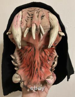 RARE Vintage Halloween Mask Be Something Studios 1998 BIG Fangs Faceless Monster