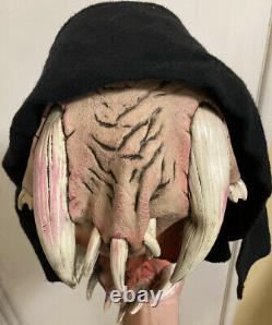 RARE Vintage Halloween Mask Be Something Studios 1998 BIG Fangs Faceless Monster