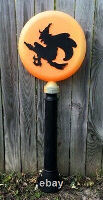 RARE Vtg 1991 Union Halloween Flying Witch Lighted Blow Mold Lollipop Lamp Post