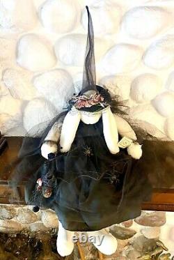 RARE! Vtg Folk Art 1997 Bunnies By The Bay Halloween Decor XL Witch Loretta