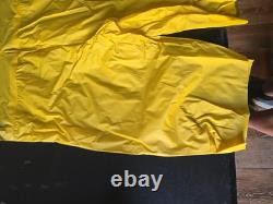 Rare VINTAGE PEANUTS Woodstock COLLECTIBLE HALLOWEEN COSTUME 1975 ORIGINAL BOX