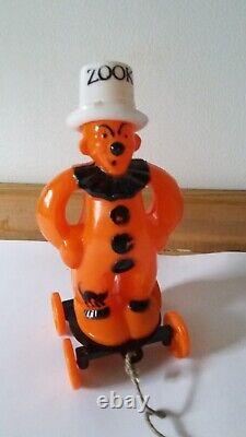 Rare Vintage 1950's Rosbro Halloween Zook Clown Wheels Pull Toy Candy Container