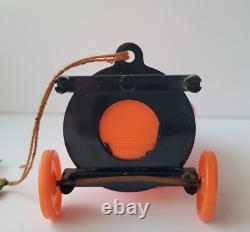Rare Vintage 40s Rosbro Halloween Zook the Clown Wheels Plastic Pull Toy READ