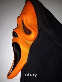 Rare Vintage 90s Gen 1 FANTASTIC FACES Fun World Scream Ghost Face Orange Mask