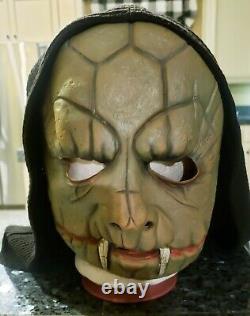 Rare Vintage Don Post V Reptile Mask
