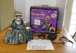 Rare Vintage Gemmy Skull Mountain Fog Machine Halloween Lights & Sounds