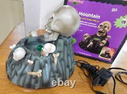 Rare Vintage Gemmy Skull Mountain Fog Machine Halloween Lights & Sounds