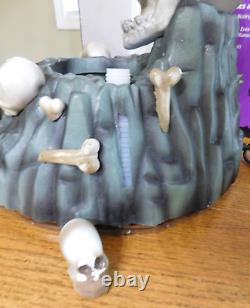 Rare Vintage Gemmy Skull Mountain Fog Machine Halloween Lights & Sounds