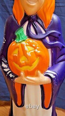 Rare Vintage Grand Venture Halloween Witch Holding Pumpkin Blowmold