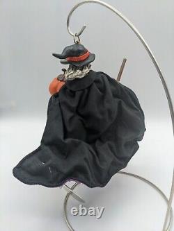 Rare Vintage Pumpkin Masters Halloween Automated Flying Witch Mobile Moon Bat