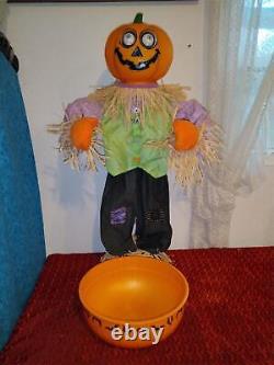 Rare Vintage Talking Halloween Pumpkin Man Candy Greeter 3 Foot Tall Eyes Move