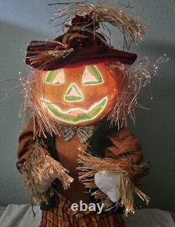 Rare vTG. 48 Fiber Optic Pumpkin sitting Scarecrow HALLOWEEN FALL WITH BOX