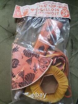 SCARCE and VERY RARE Vintage Halloween Party Favor Bag, UNOPENED NOS NIB