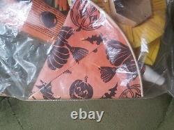 SCARCE and VERY RARE Vintage Halloween Party Favor Bag, UNOPENED NOS NIB