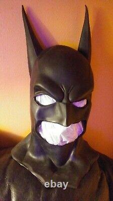 Vintage 1997 Batman Mask/cowl- DC Comics- Batman- Halloween- Rare