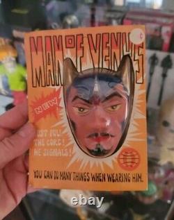 Vintage Devil Man Of Venus Halloween Novelty Light Pin 60s-70s MoC Rare Kusan