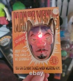 Vintage Devil Man Of Venus Halloween Novelty Light Pin 60s-70s MoC Rare Kusan