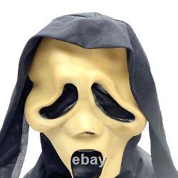 Vintage Fun World Div Scream Mask Ghostface Gen 2 Poly Shroud RARE