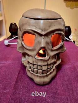 Vintage Halloween Large Skull With 3 Blinking Lights-RARE-Skeleton Bone Decor