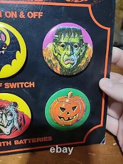 Vintage Halloween Spooky Lite up Light Up Pins Store Display SUPER RARE WORKS