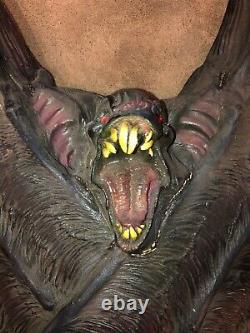 Vintage Latex Bat Halloween Rare Htf Spirit Halloween Morbid Gemmy prop detail