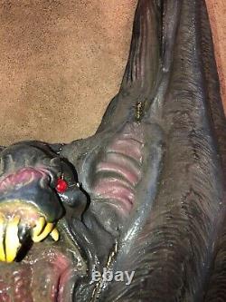 Vintage Latex Bat Halloween Rare Htf Spirit Halloween Morbid Gemmy prop detail