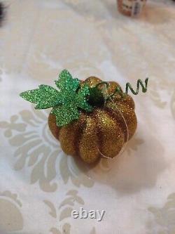 Vintage Pier 1 Imports Glitter Pumpkin Ornament Tree With 7 Rare Ornaments