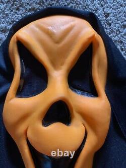 Vintage RARE Scream Mask Fun World DIV Orange Grin Fantastic Faces Fluorescent