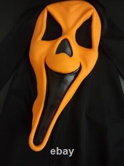 Vintage Rare Scream Ghost Face Orange Mask Fun World Div Great Condition