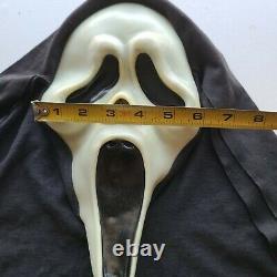 Vintage SCREAM Ghost Face Mask Fun World Div Gen 1 RARE Glow Fantastic Faces 90s