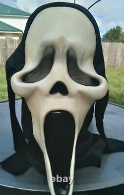 Vintage SCREAM Ghost Face Mask Fun World Div Gen 2 Rare Glow In The Dark 90s