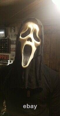 Vintage SCREAM Ghost Face Mask Fun World Div Rare Glow In The Dark 90s