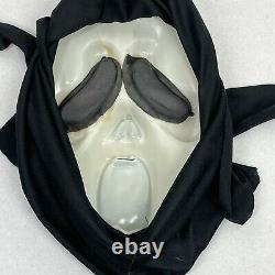 Vintage SCREAM Ghost Face Mask Fun World Div Rare Glow In The Dark 90s 2nd Gen