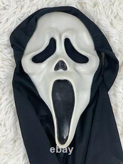 Vintage SCREAM Ghost Face Mask Gen 2 Fun World Glow Fantastic Faces 90s 2nd Rare