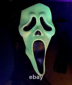 Vintage SCREAM Ghost Face Mask Gen 2 Fun World Glow Fantastic Faces 90s 2nd Rare