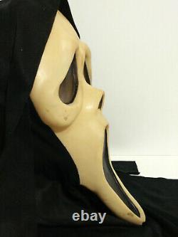 Vintage SCREAM Ghost Face Mask Gen 2 Fun World Glow Fantastic Faces 90s Rare