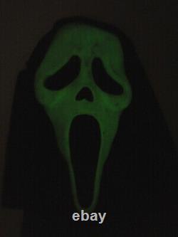 Vintage SCREAM Ghost Face Mask Gen 2 Fun World Glow Fantastic Faces 90s Rare